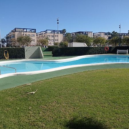 Los Juncos Solo Familias Serviplaya Playa De Xeraco Extérieur photo